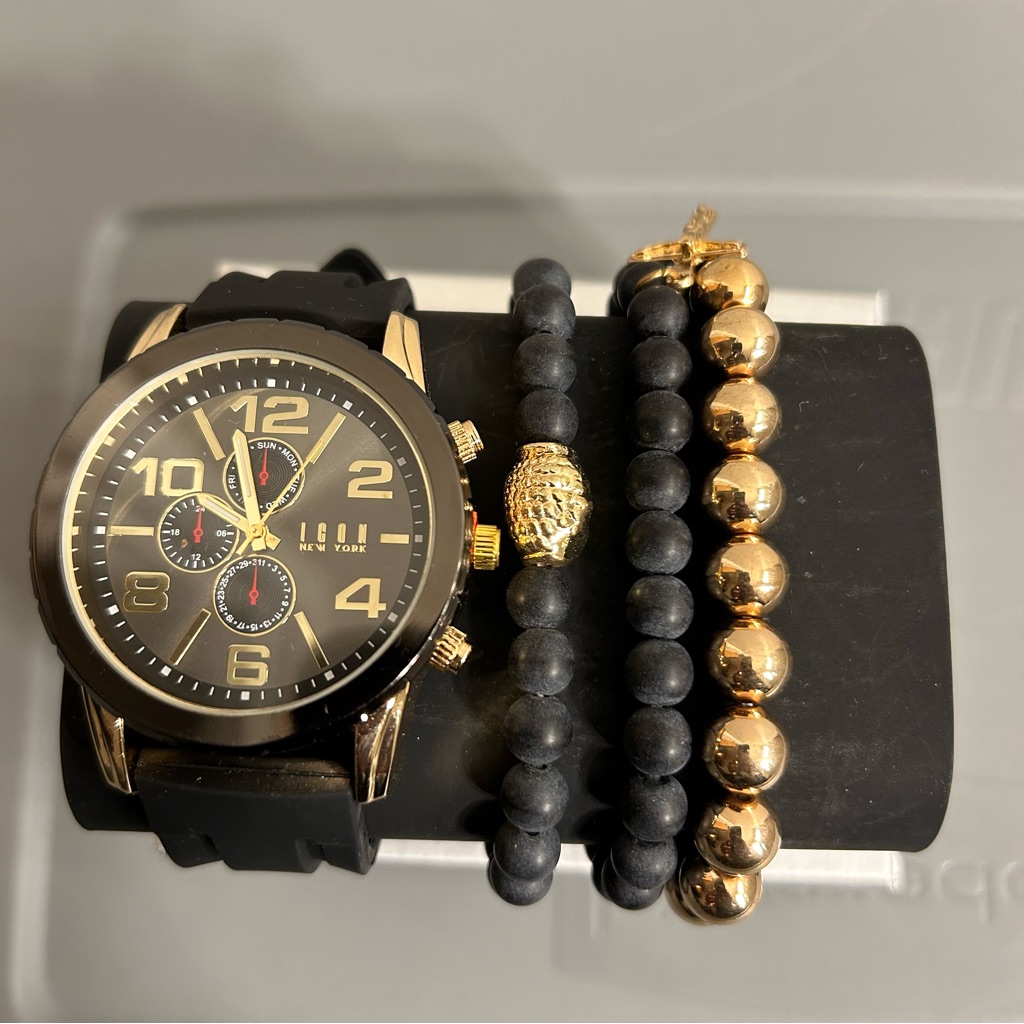 Brand New Icon New York Watch